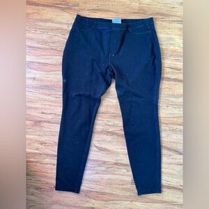 Elegant Black Skinny Pants for Women